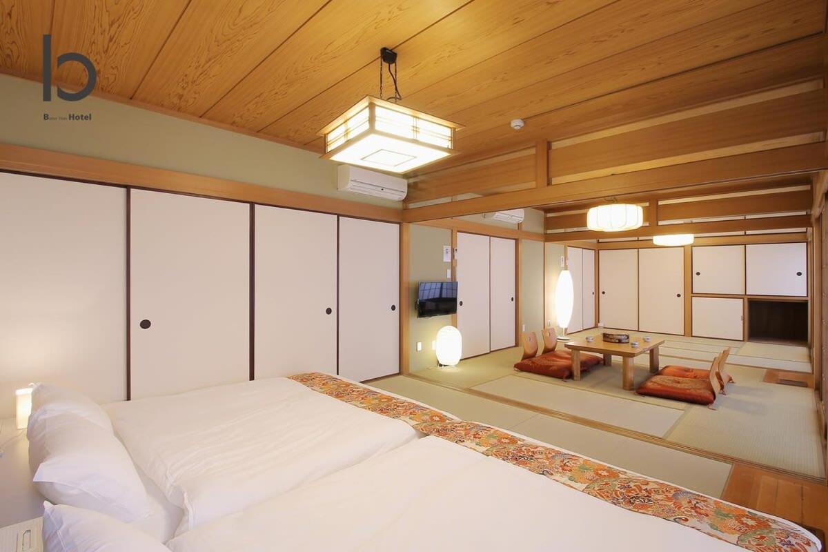 Hanagin - 3 Bedroom Japanese Apartment For 11 People 201 Hiroshima Exterior foto